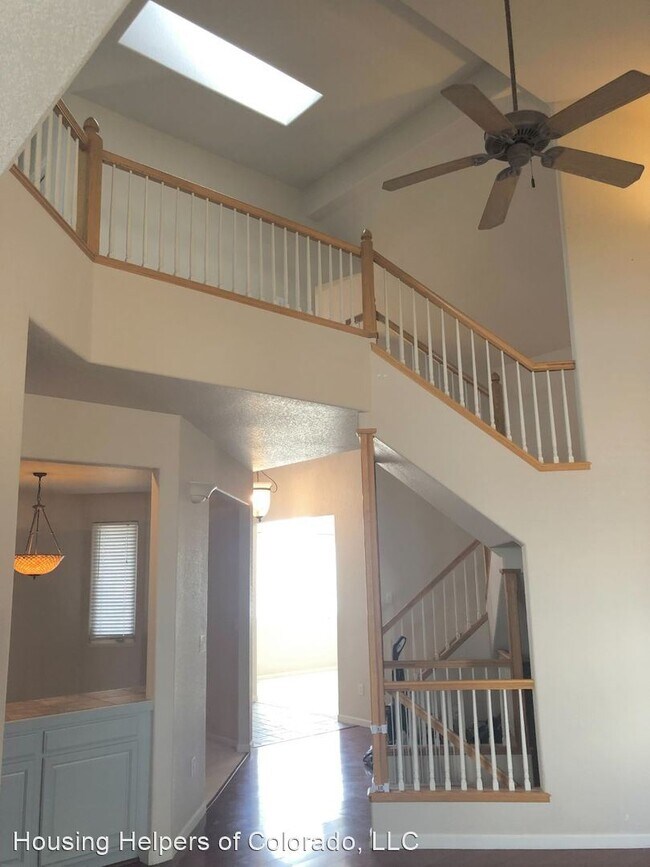 Foto del edificio - 5 br, 4 bath House - 738 Megan Ct