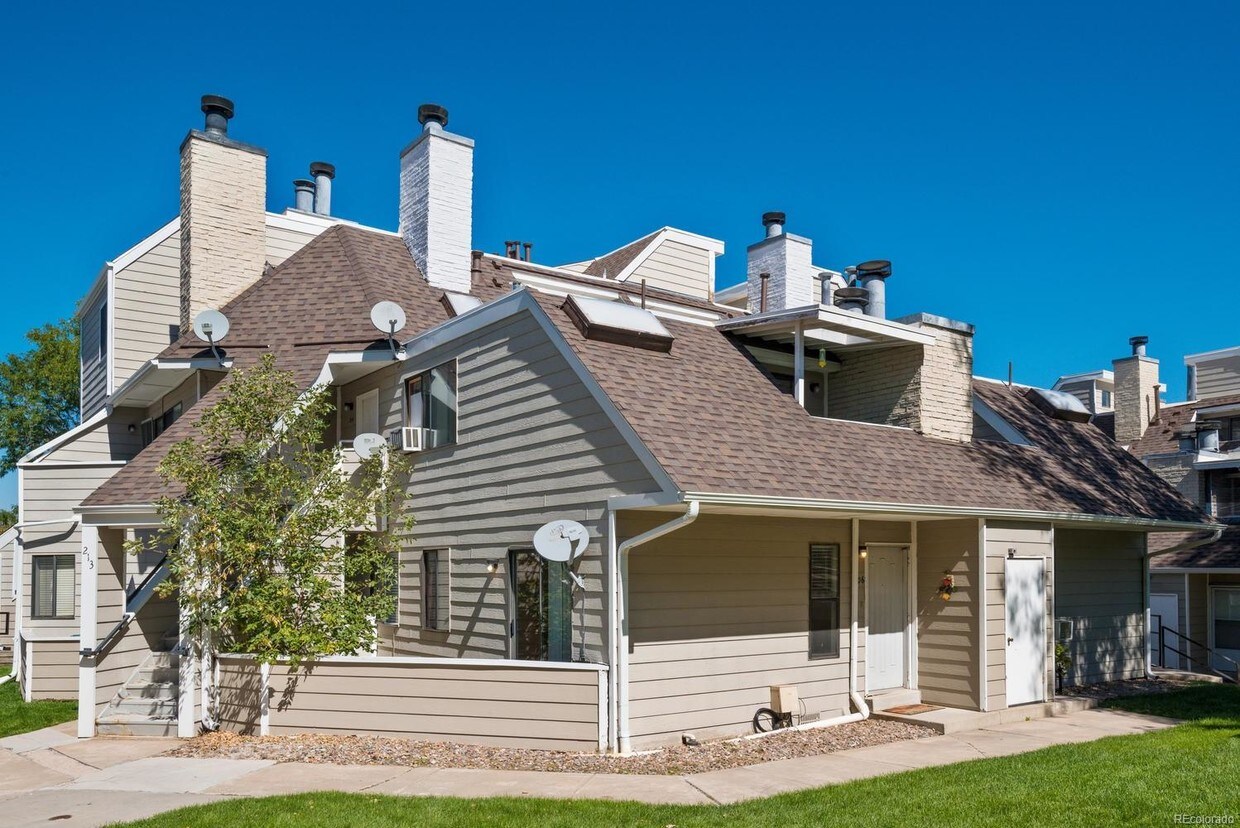 12470 W Nevada Pl, Lakewood, CO 80228 Condo for Rent in Lakewood, CO