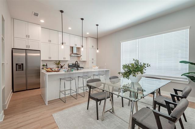 Foto principal - 1423 N Carroll Ave