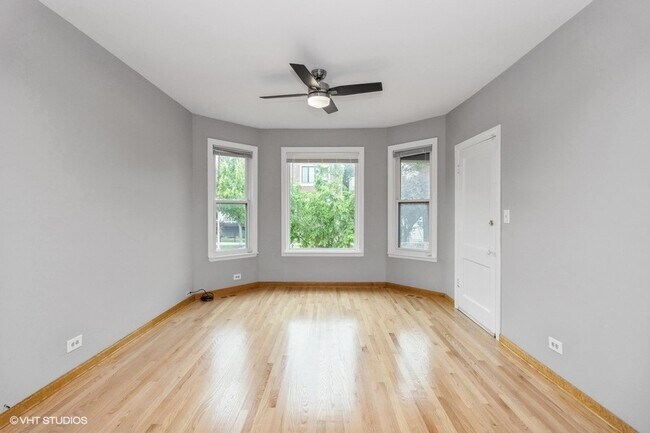 Foto del edificio - 3505 N Whipple St