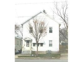 Building Photo - 125 Neil St