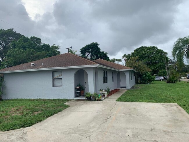 Building Photo - 3119 Florida Mango Rd