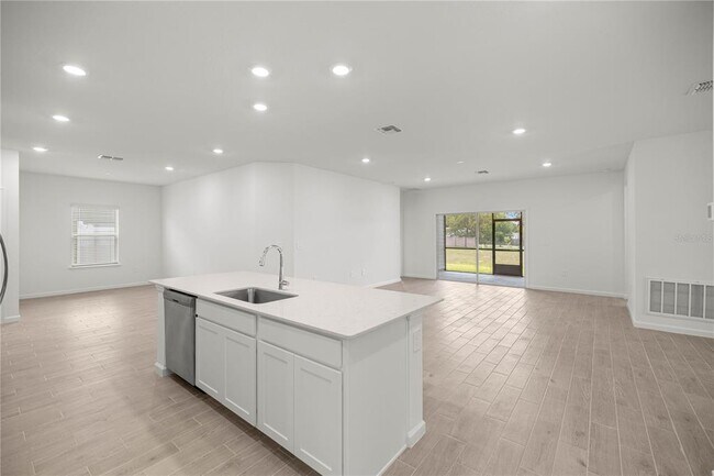 Foto del edificio - 6587 SW 89th Loop