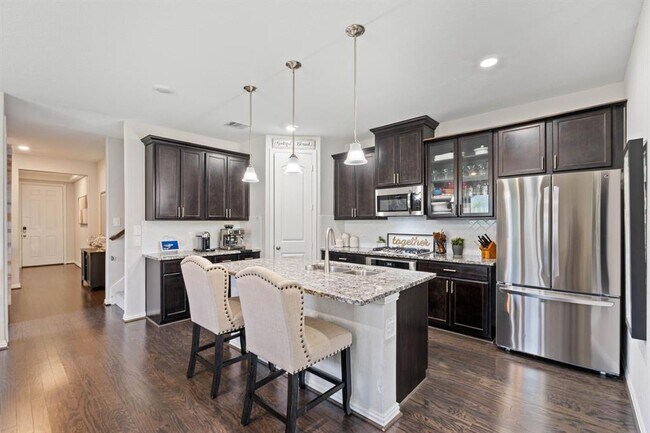 Building Photo - 519 Carina Gaze Dr