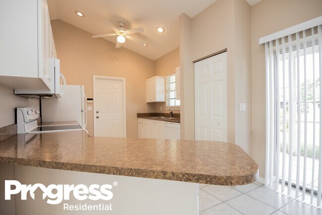 Foto del edificio - 11641 Forest Mere Dr
