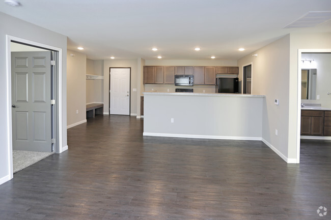 3BR, 2BA - 1,885 SF - Welcome to Huntington Village