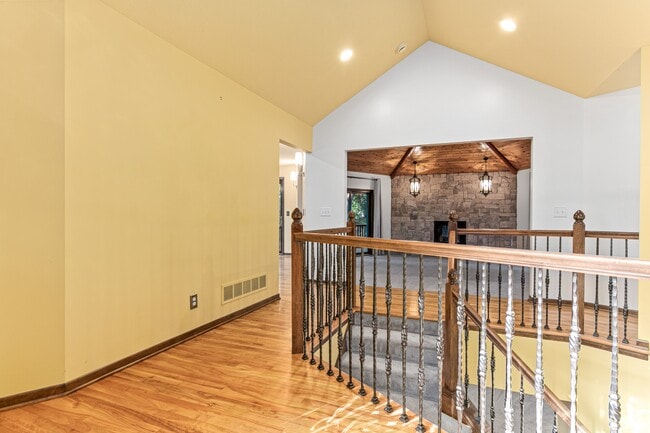 Building Photo - 7210 Juniper Ave
