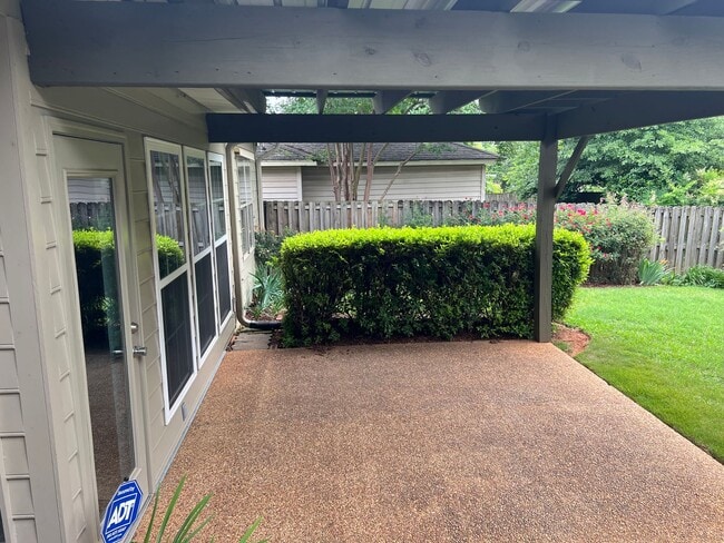 Building Photo - 809 Ashland Dr