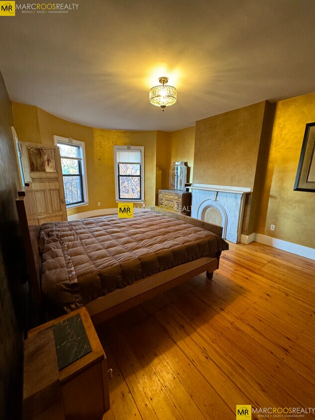 Foto principal - 484 Columbus Ave