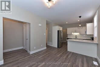 Building Photo - 515 Quebec St