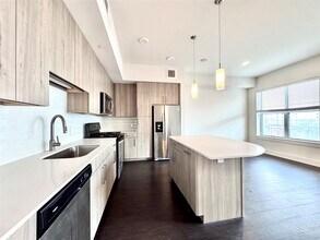 Building Photo - 3120 Smith St