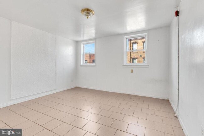 Foto del edificio - 2301 S 16th St