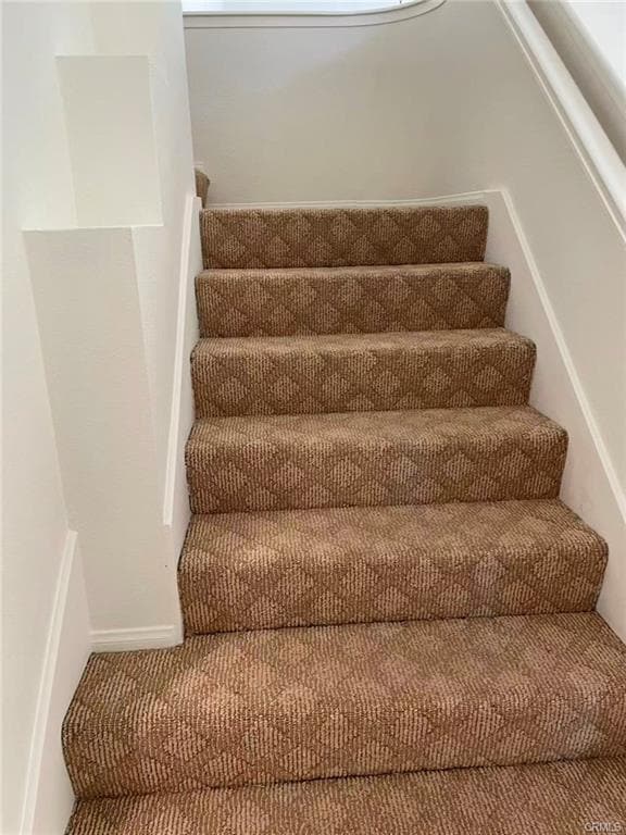 Foto del edificio - 15 Springbrook Rd