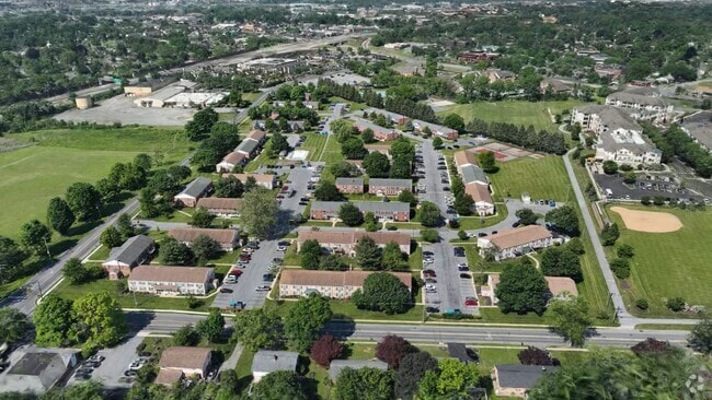  - Roseville House