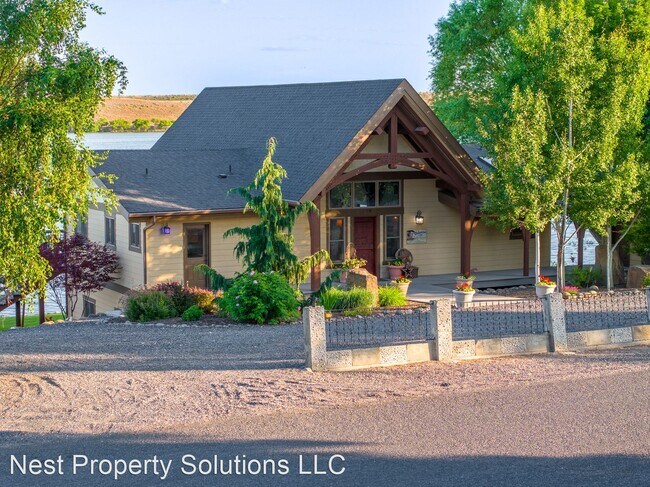 Foto del edificio - 3 br, 3.5 bath House - 4839 Rd 6.5 NE