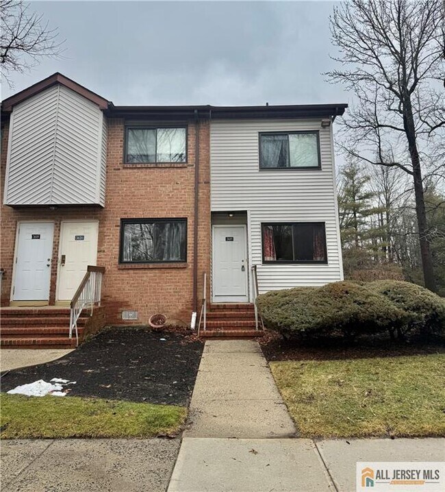 Building Photo - 3619 Birchwood Ct