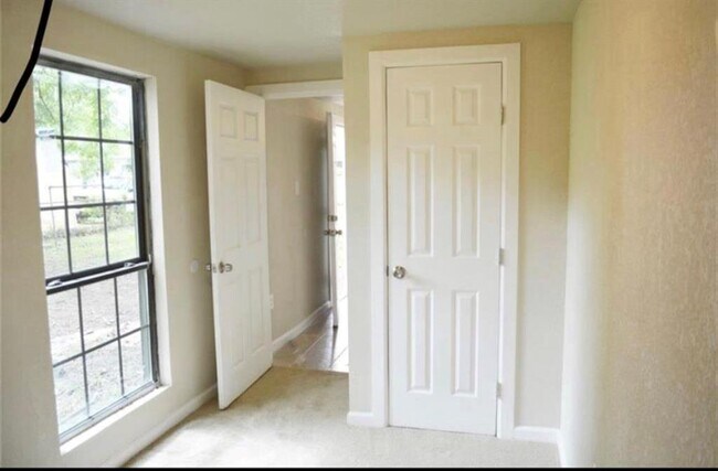 Building Photo - 7509 Touchstone St