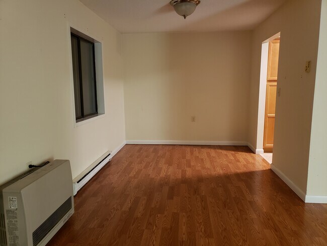 Foto del edificio - 7 Hawthorne Cir