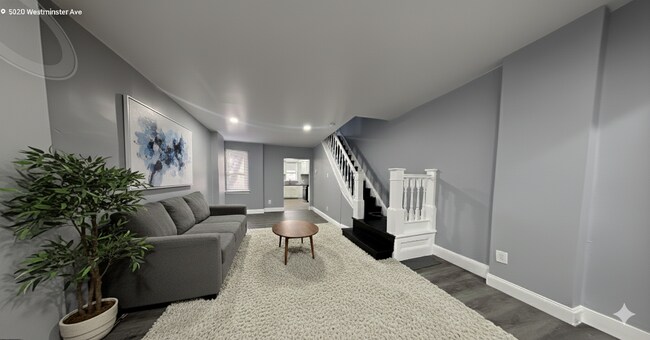 Modern 3-Bedroom Rowhome with Private Yard - Modern 3-Bedroom Rowhome with Private Yard