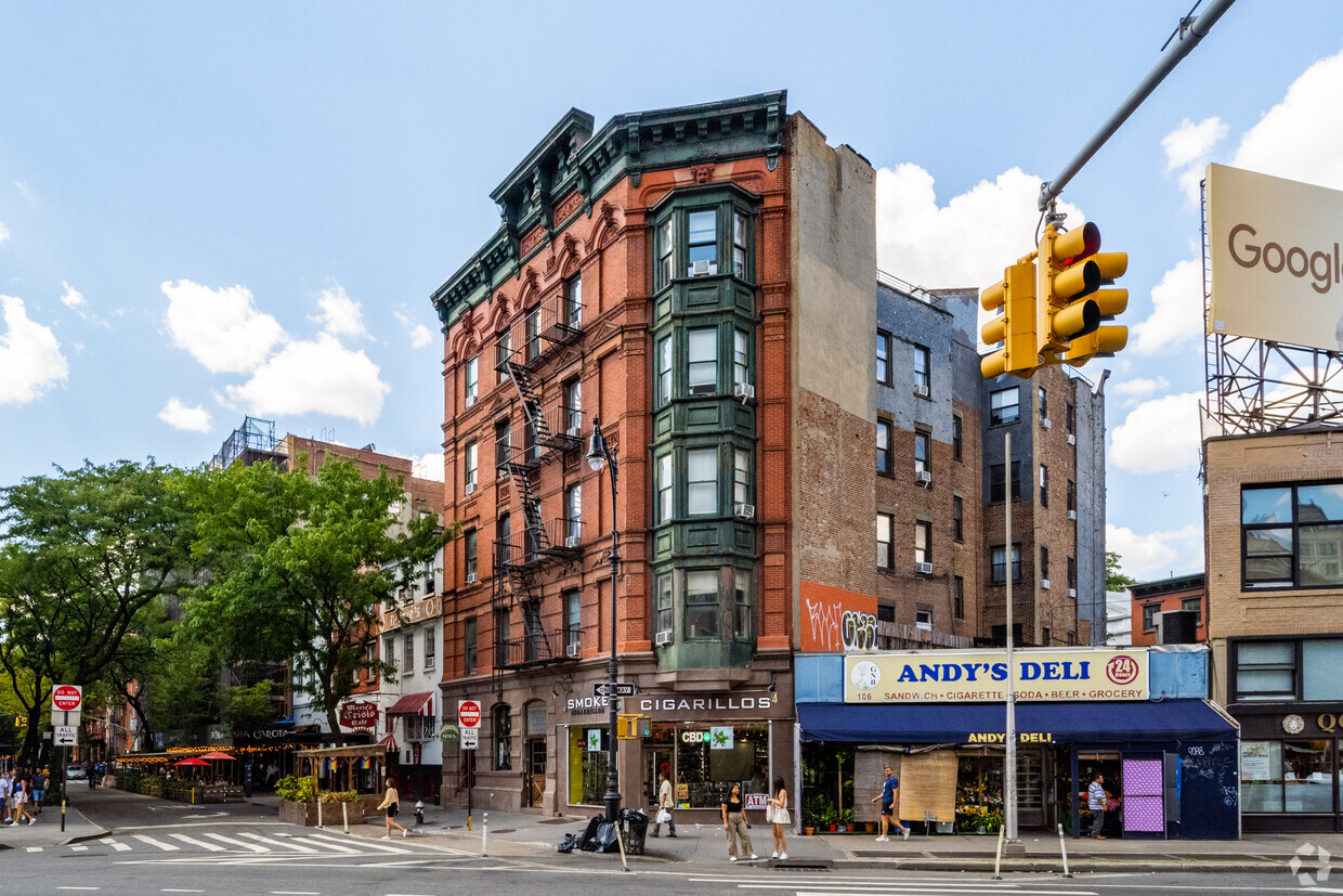 Foto principal - 61 Grove St