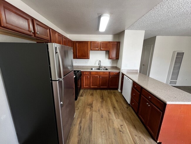 Building Photo - 73774 Cactus Dr