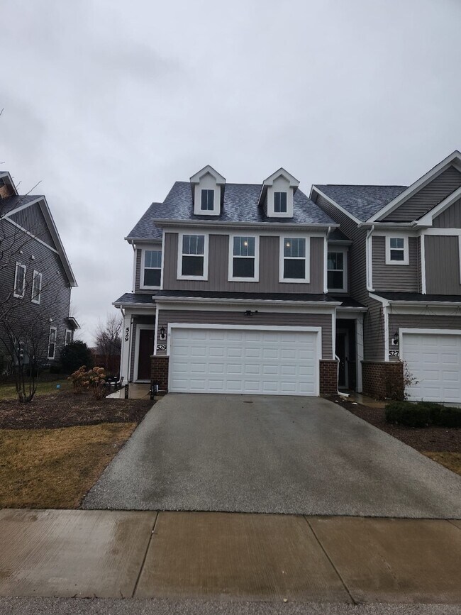 Foto del edificio - 529 Wolverine Dr