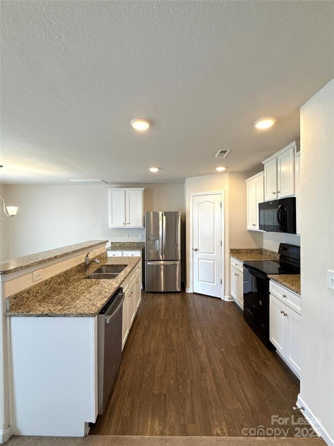 Building Photo - 4022 Rosfield Dr