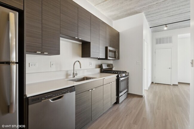 Foto del edificio - 1920 N Milwaukee Ave