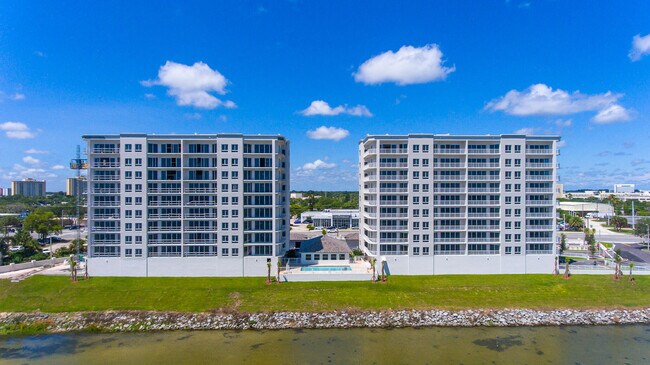 Foto del edificio - 1435 S Harbor City Blvd