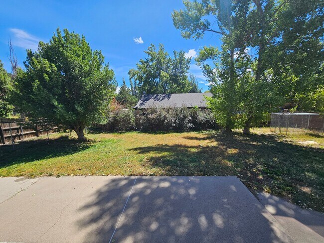 Foto del edificio - 3801 E Mallard Ln