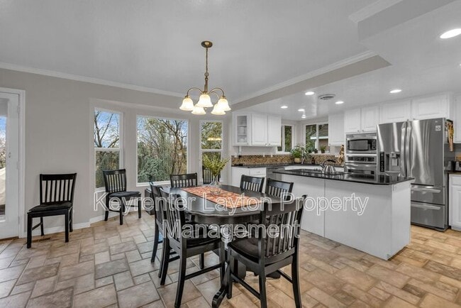 Building Photo - 2335 Summerwood Dr