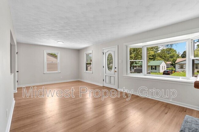 Building Photo - 4319 Boswell Ave