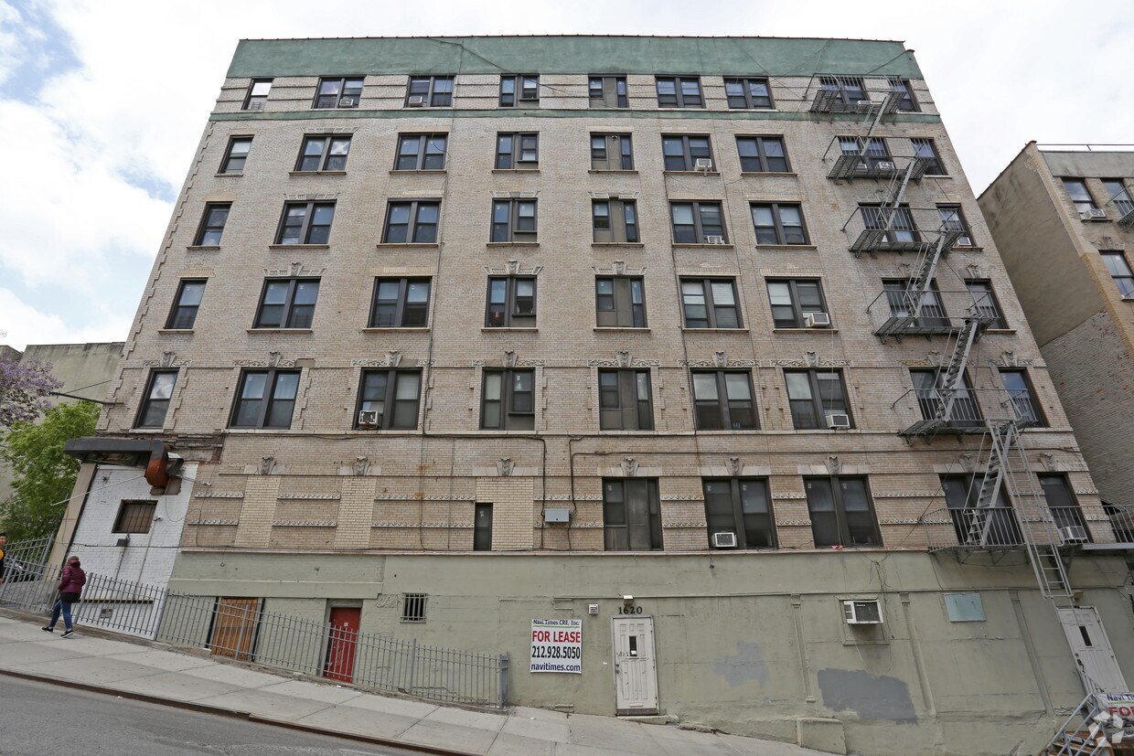 Building Photo - 1621 Lexington Ave
