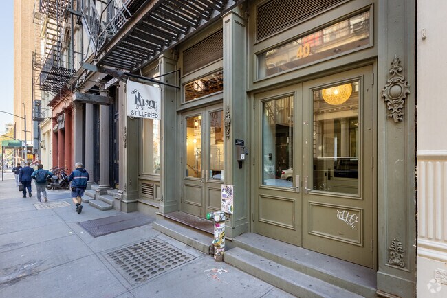 Entrada - 40 Walker St