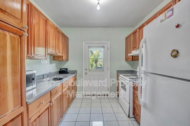 Building Photo - 2963 Papali Pl