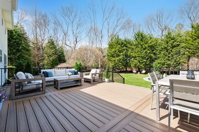 Foto del edificio - 39 Hollow Ln