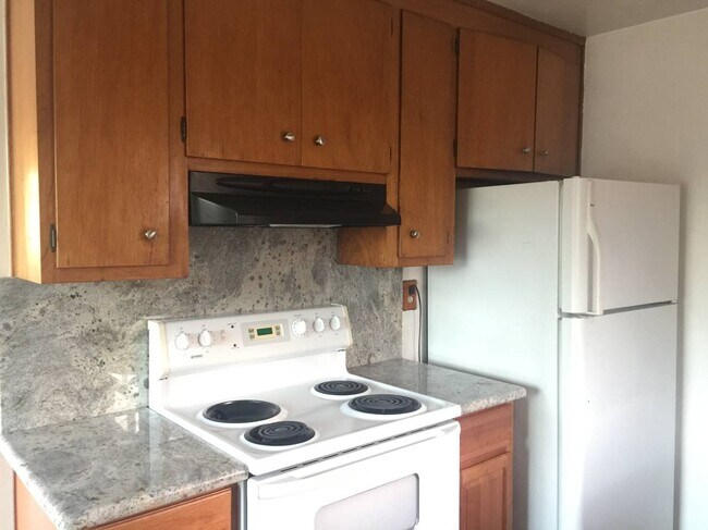 Foto del edificio - 895 Coburn Ct