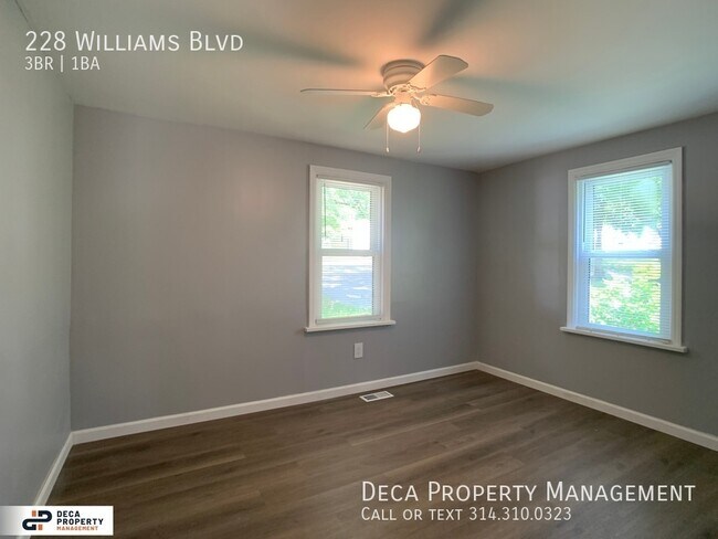 Building Photo - 3 Bedroom House
