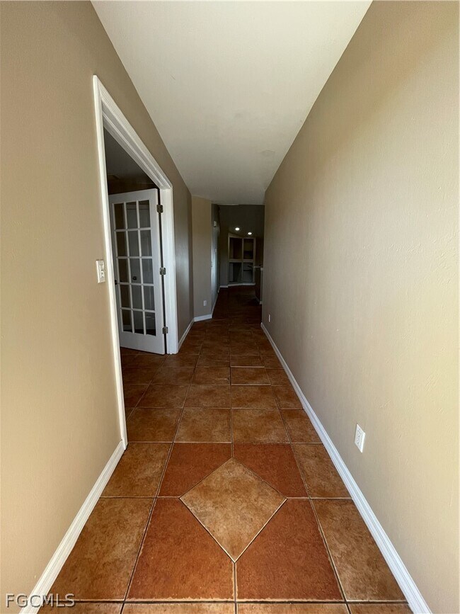 Foto del edificio - 621 SE 46th Ter