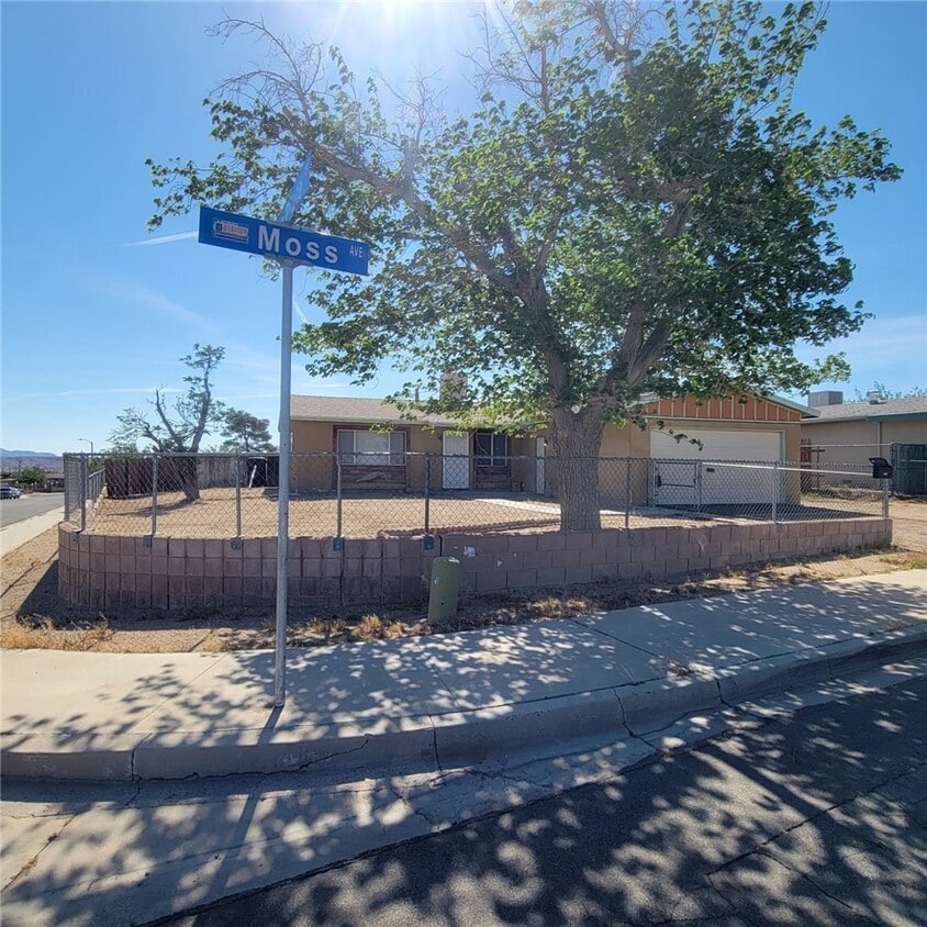 301 Moss Ave, Barstow, CA 92311 House Rental in Barstow, CA