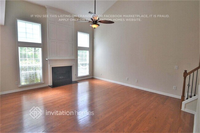 Foto del edificio - 544 Watercress Dr