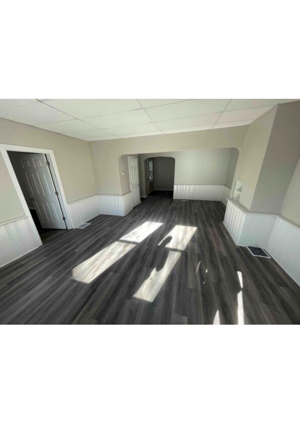 Foto del edificio - 576 High St NE