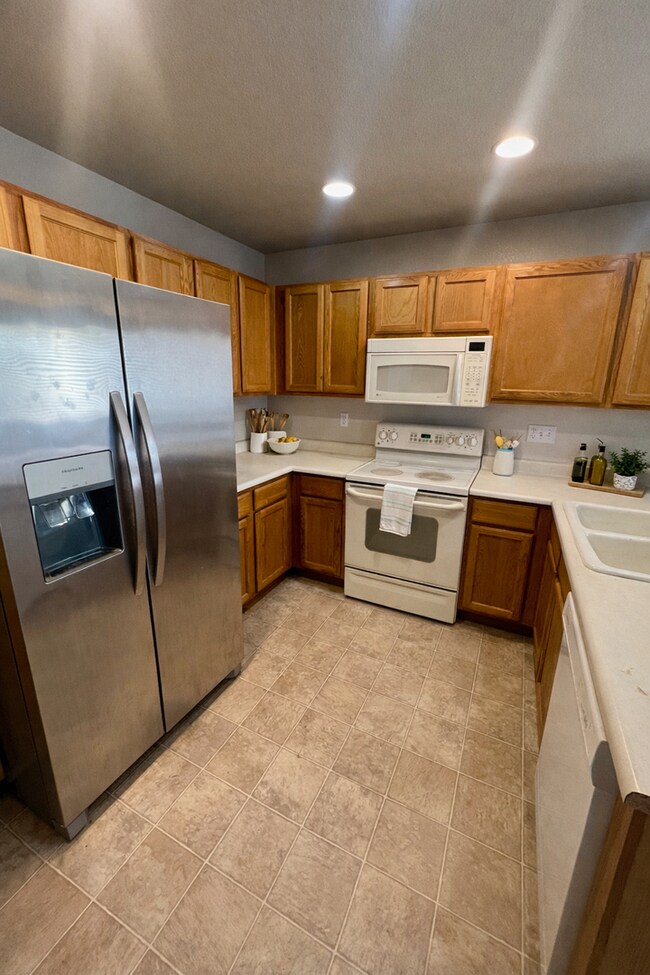 Foto del edificio - Well maintained rancher in a great neighborhood!