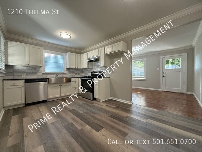 Building Photo - 1210 Thelma St