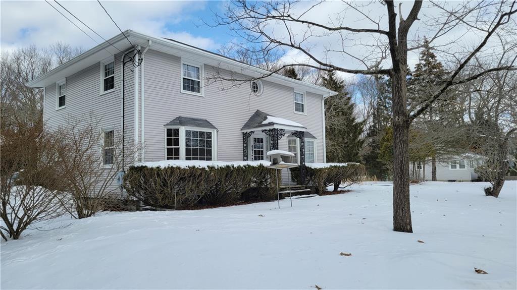 Foto principal - 441 Hopkins Hill Rd