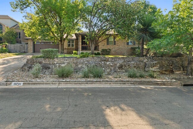 Building Photo - 10701 Leafwood Ln