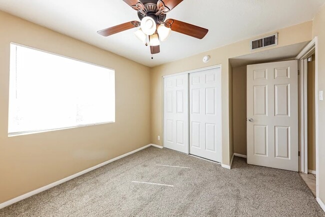 Building Photo - 4138 W Barbara Ave