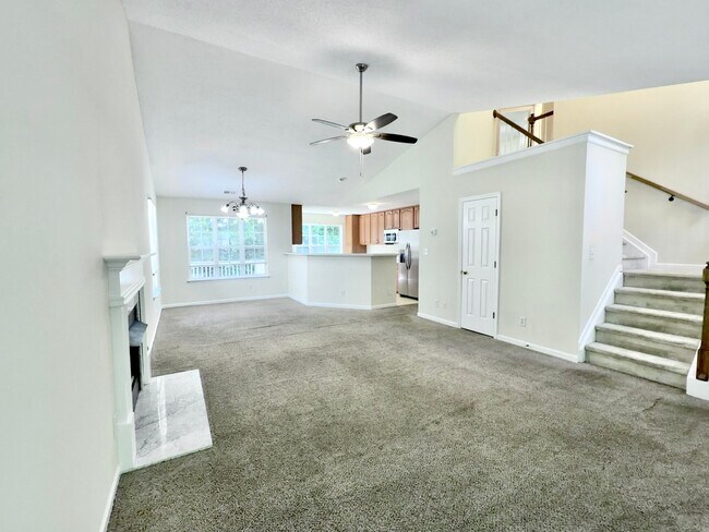 Foto del edificio - 1118 Satinwood Dr