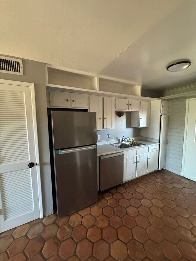 Foto del edificio - Charming 2 bedroom 1 bath