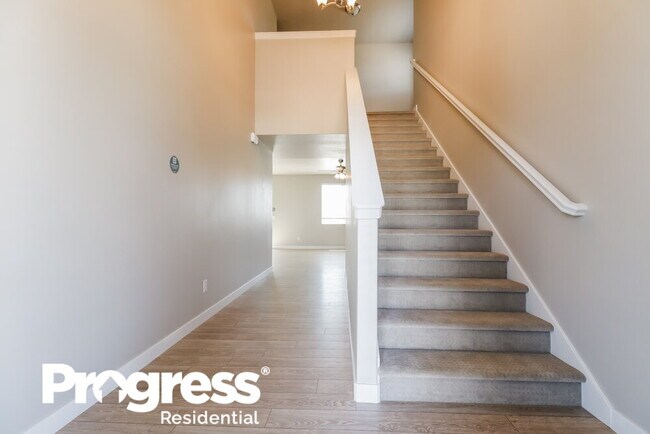 Building Photo - 1083 W Osprey Dr